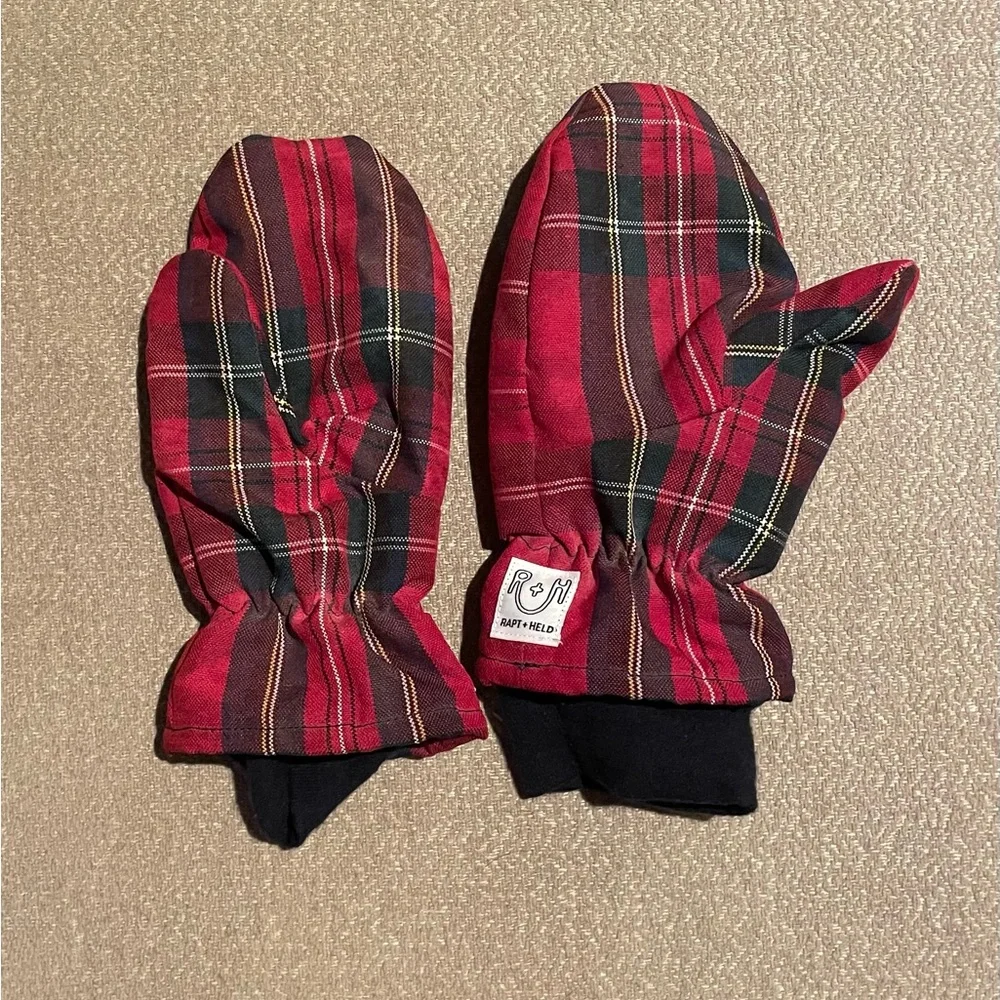 RAPT & HELD BOYS TARTAN PLAID TRAPPER HAT & MITTENS SET - Picture 2 of 6